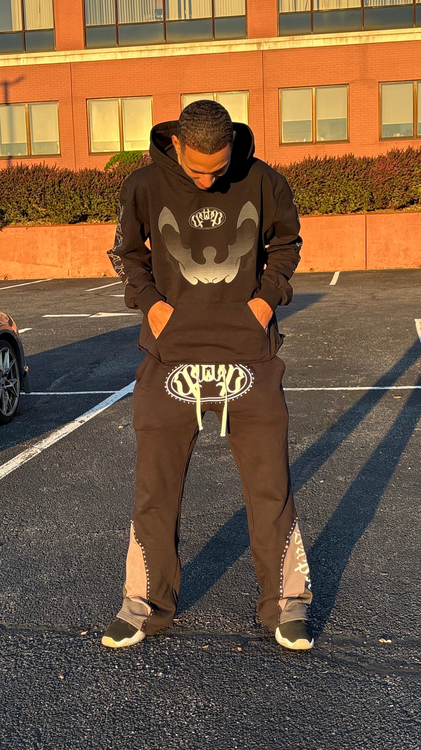 Black Vapret sweatpants